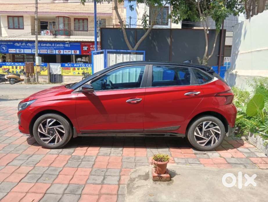 Hyundai I20 Asta (o) 1.2 Ivt, 2024, Petrol