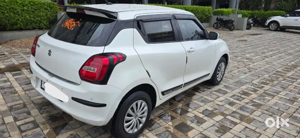 Maruti Suzuki Swift Vxi 2022