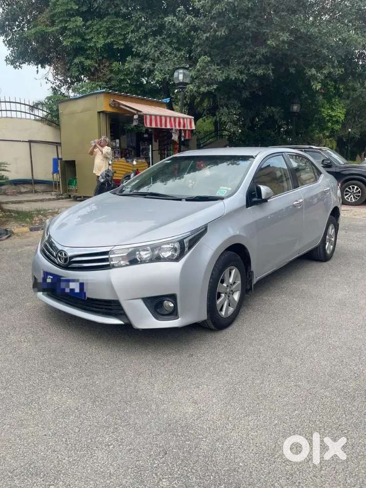 Toyota Corolla Altis 2015 Petrol