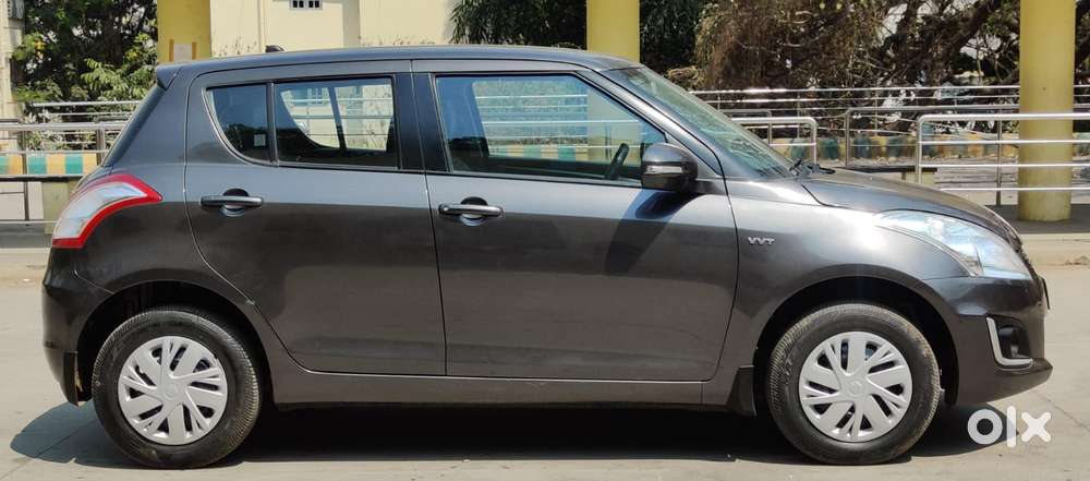 Maruti Suzuki Swift Vxi + Manual, 2017, Petrol
