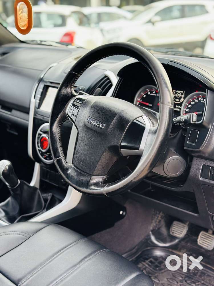 Isuzu D-max V-cross 4x4, 2020, Diesel