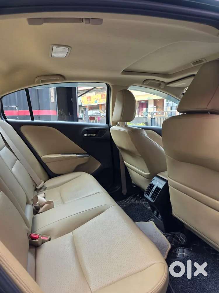 Honda City 2016 Petrol Good Condition Doctor Owned