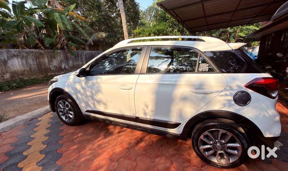 Hyundai I20 Active 2017 Petrol Good Condition