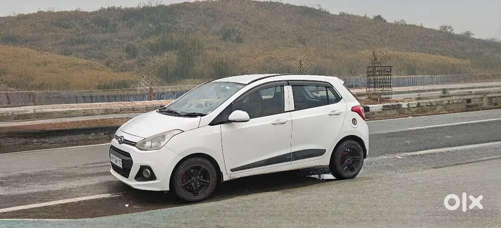 Hyundai Grand I10 2015 Best Condition Dl Re Registration Jk