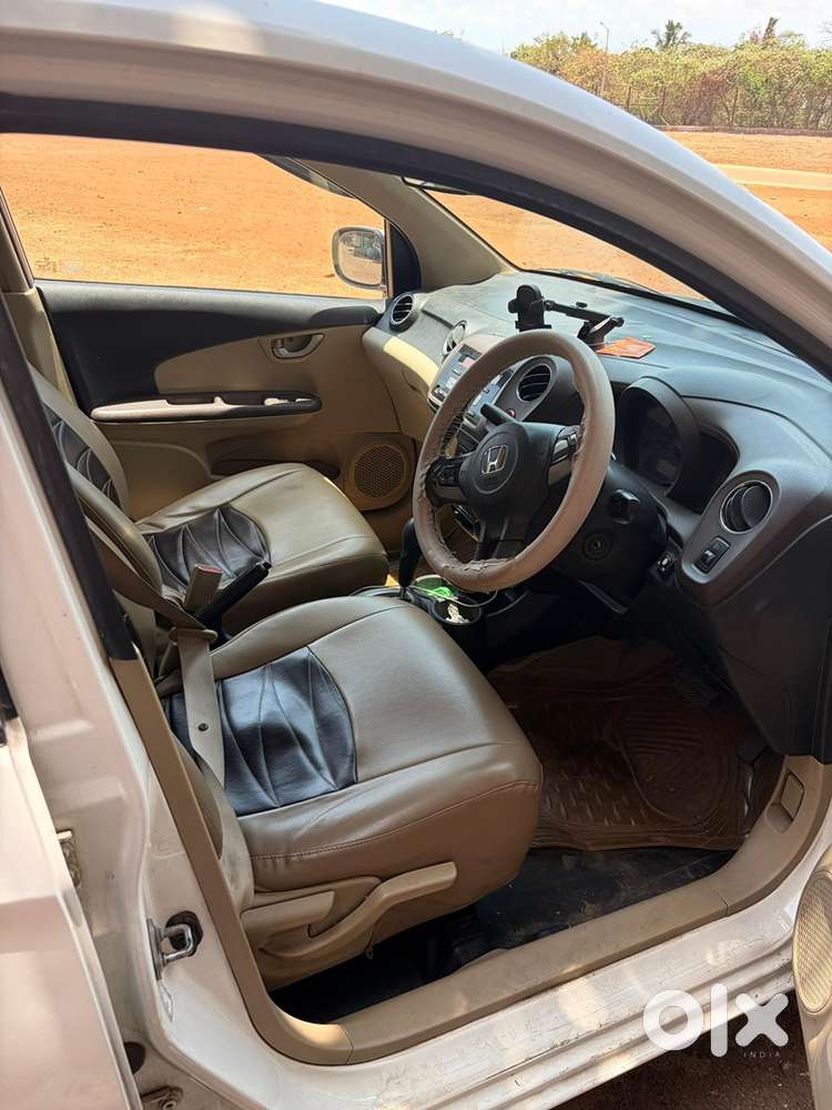 Honda Amaze Automatic Cng 6 Months Oldhybrid 2015