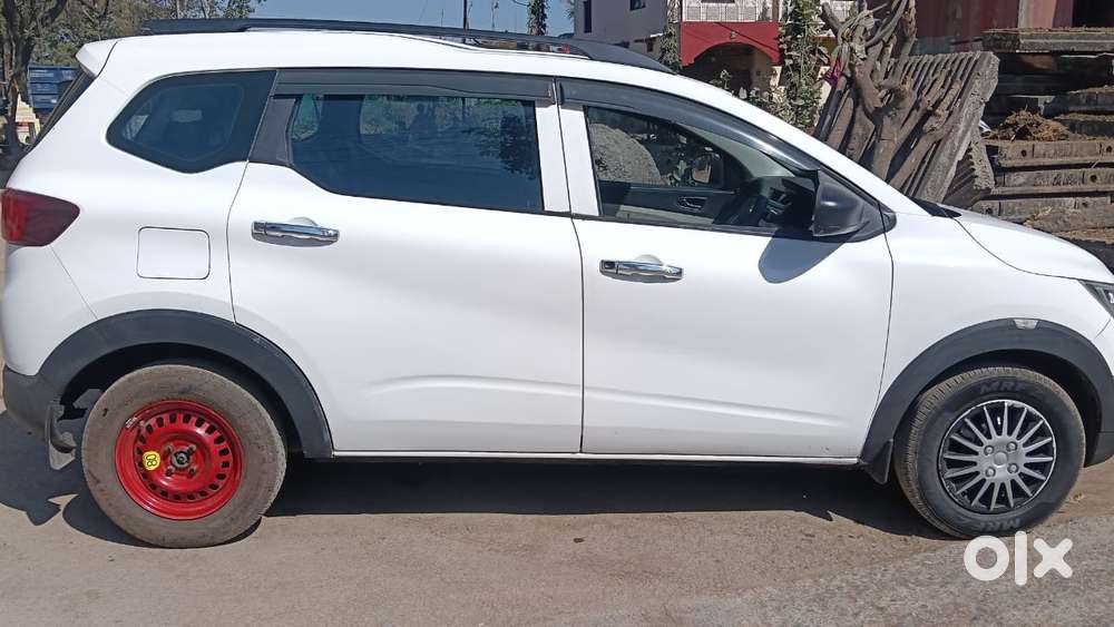 Renault Triber 1.0 Rxe, 2021, Petrol