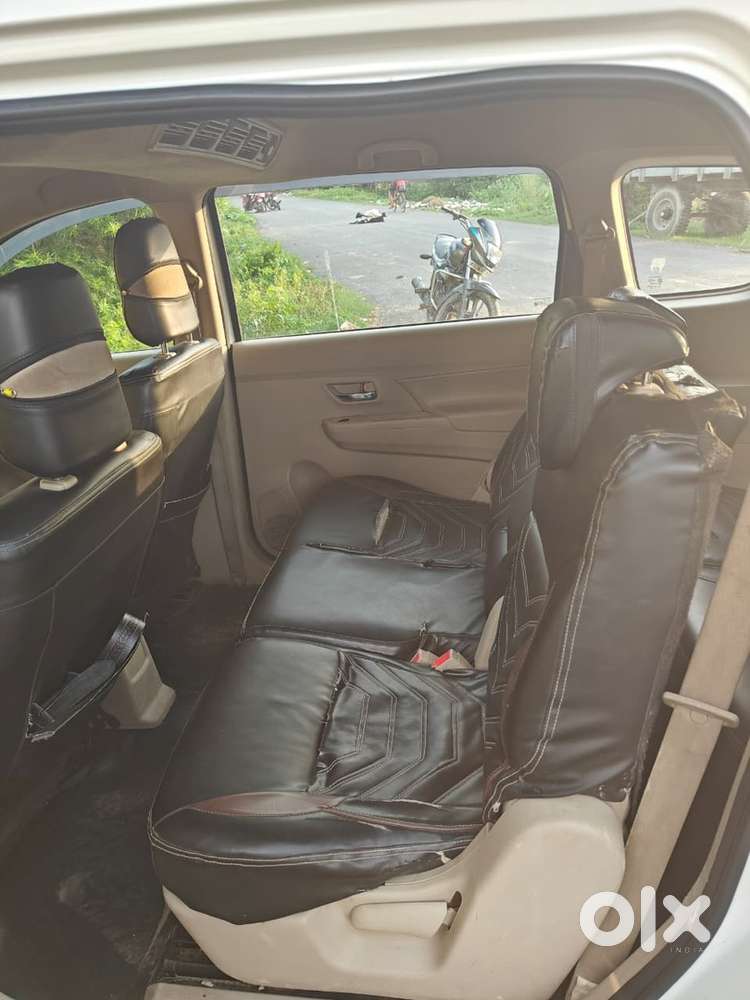 Maruti Suzuki Ertiga Petrol 2025