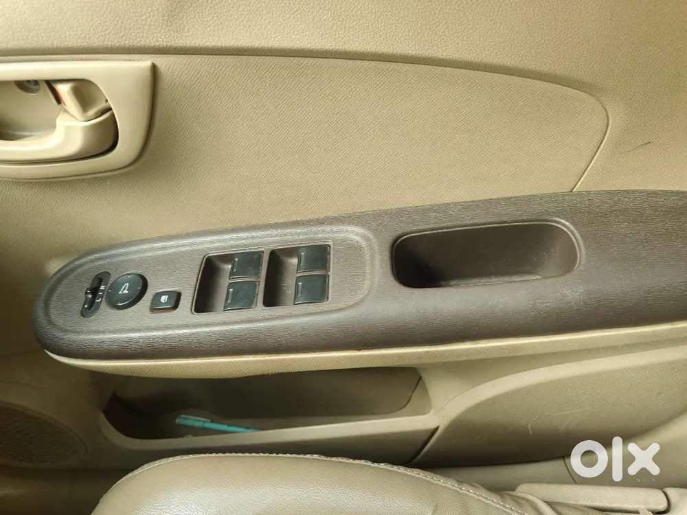 Honda Amaze 2013 Petrol Well Maintained