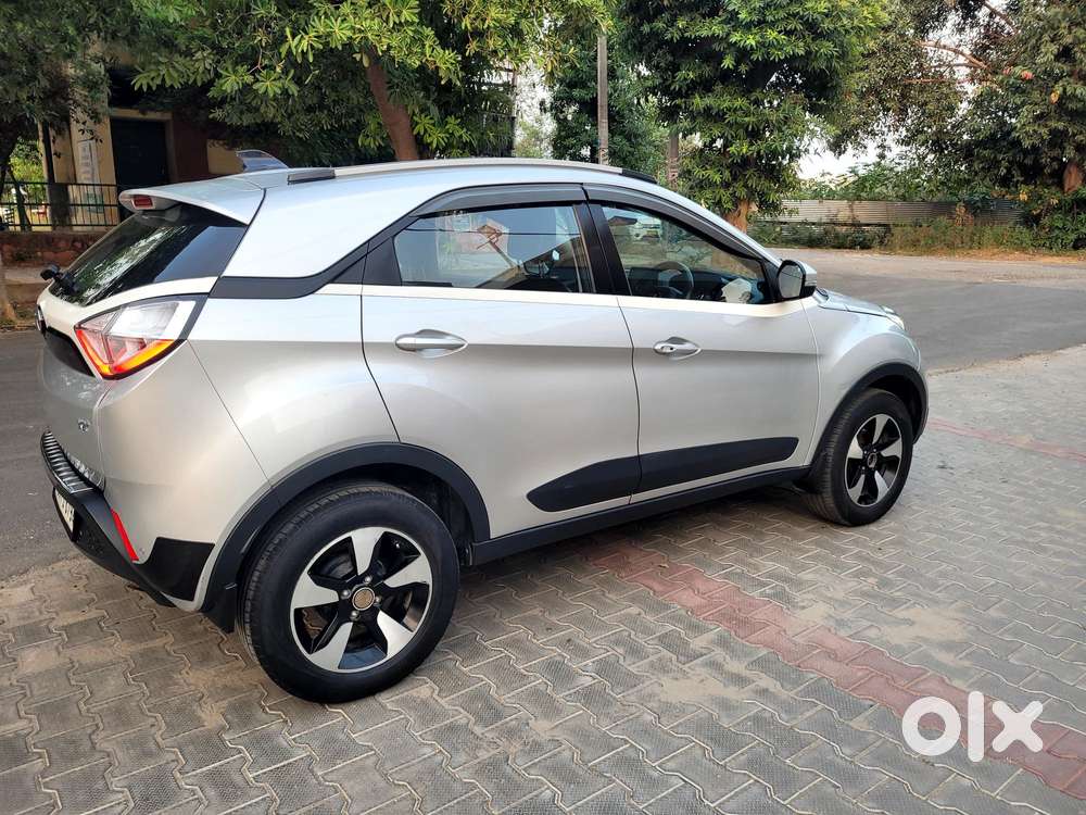 Tata Nexon 1.2 Revotron Xz Plus, 2018, Petrol
