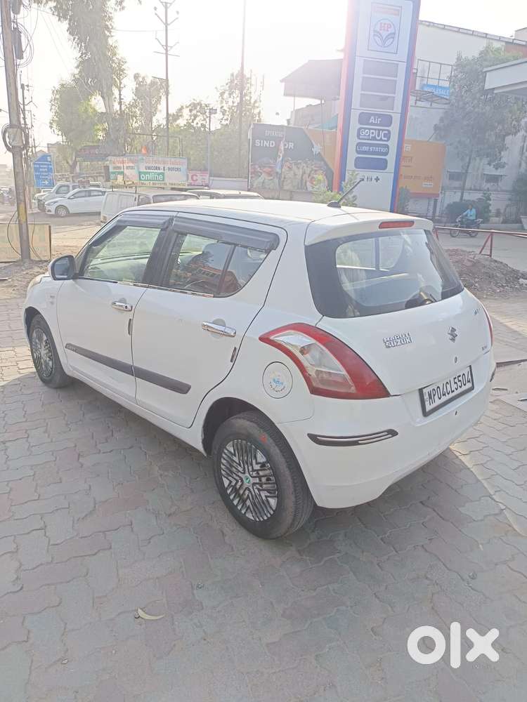 Maruti Suzuki Swift Vxi 1.2 Abs Bs-iv, 2013, Petrol