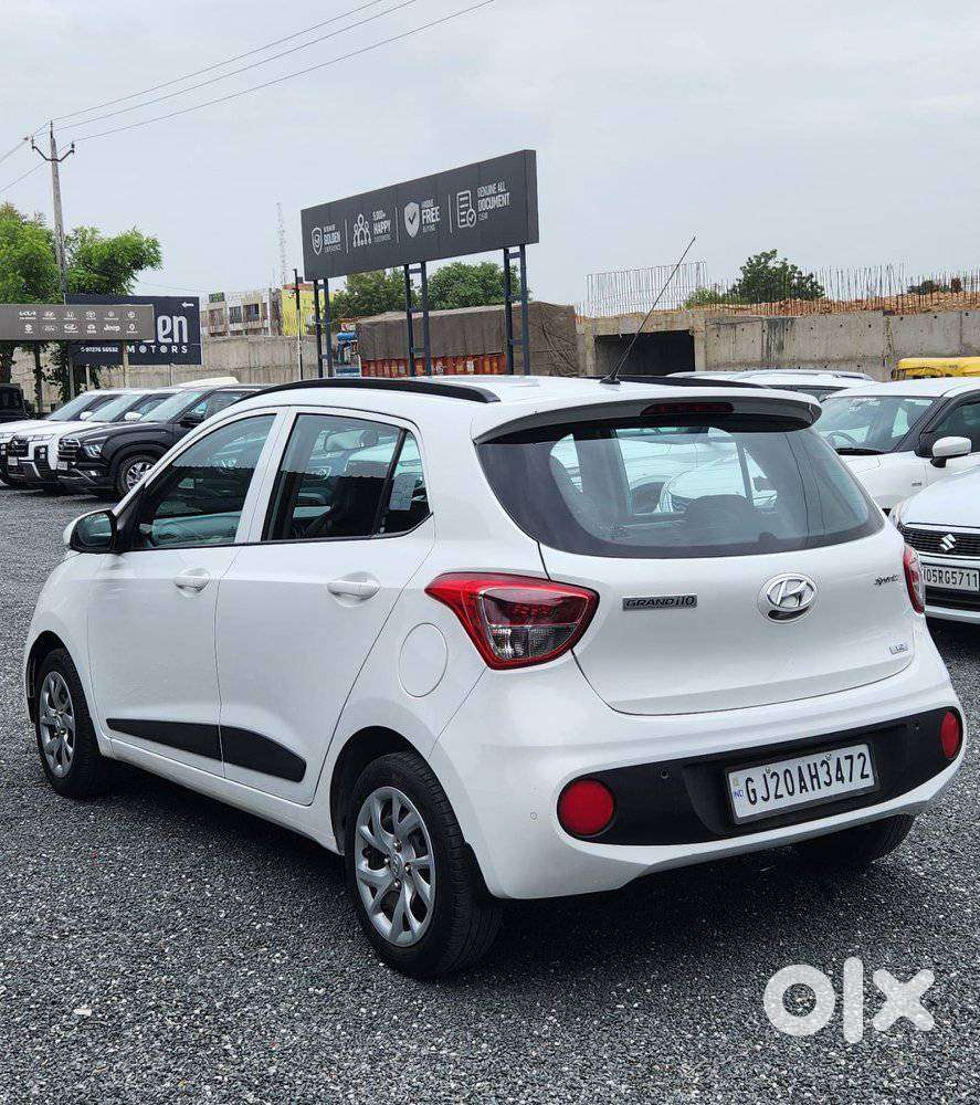 Hyundai Grand I10 Sportz(o) 1.2 Mt, 2019, Petrol