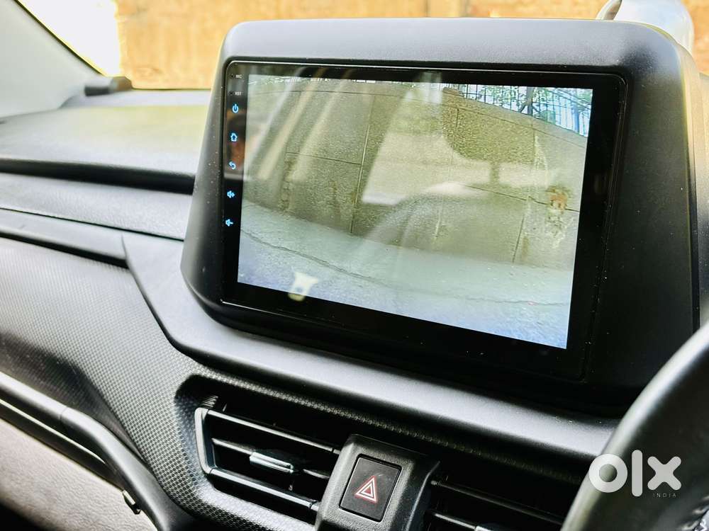 Maruti Suzuki Brezza 1.5 Lxi Smart Hybrid, 2024, Petrol