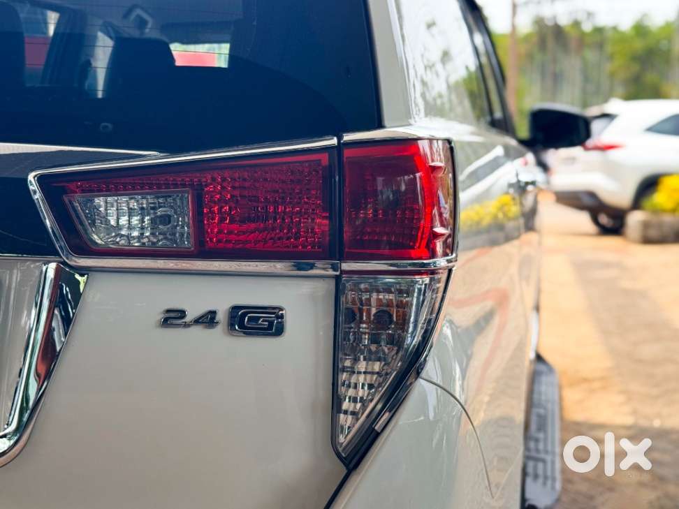 Toyota Innova Crysta 2.4 G Mt, 2018, Diesel