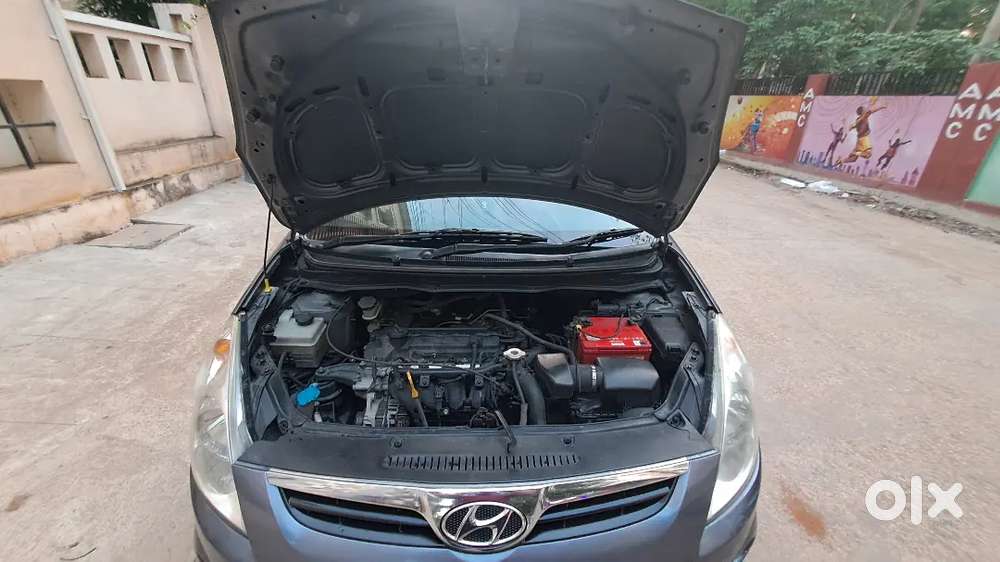 Hyundai I20 Sportz Petrol 2012 Model