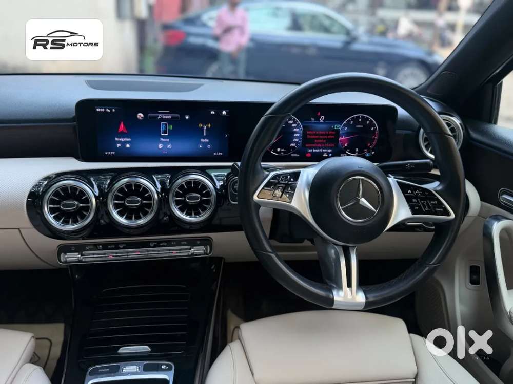 Mercedes-benz A-class Limousine 200, 2024, Petrol