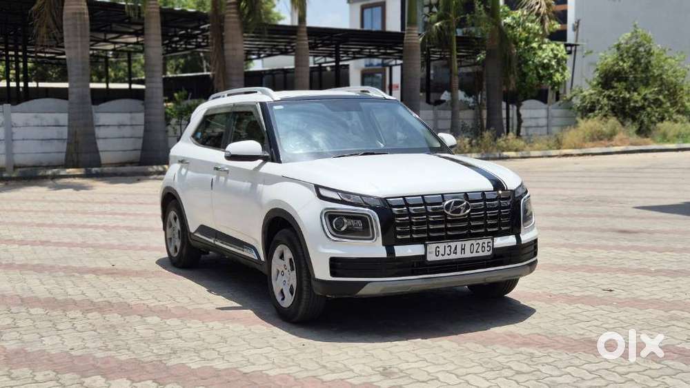 Hyundai Venue S Plus Mt 1.2 Kappa, 2021, Cng & Hybrids