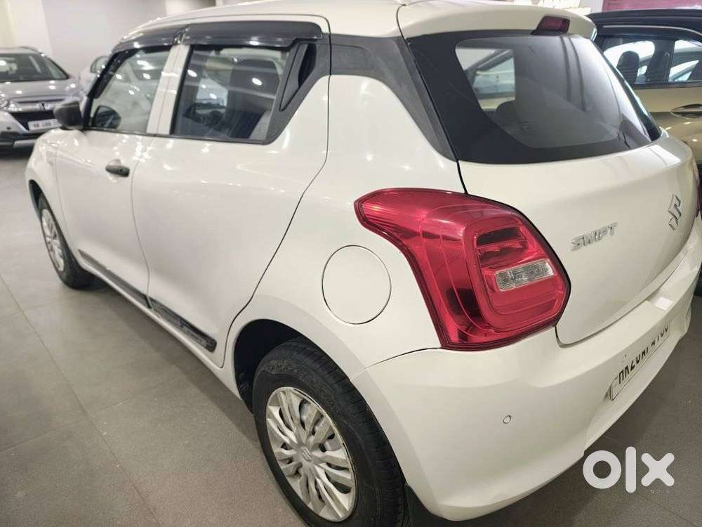 Maruti Suzuki Swift Lxi Optional-o, 2019, Petrol