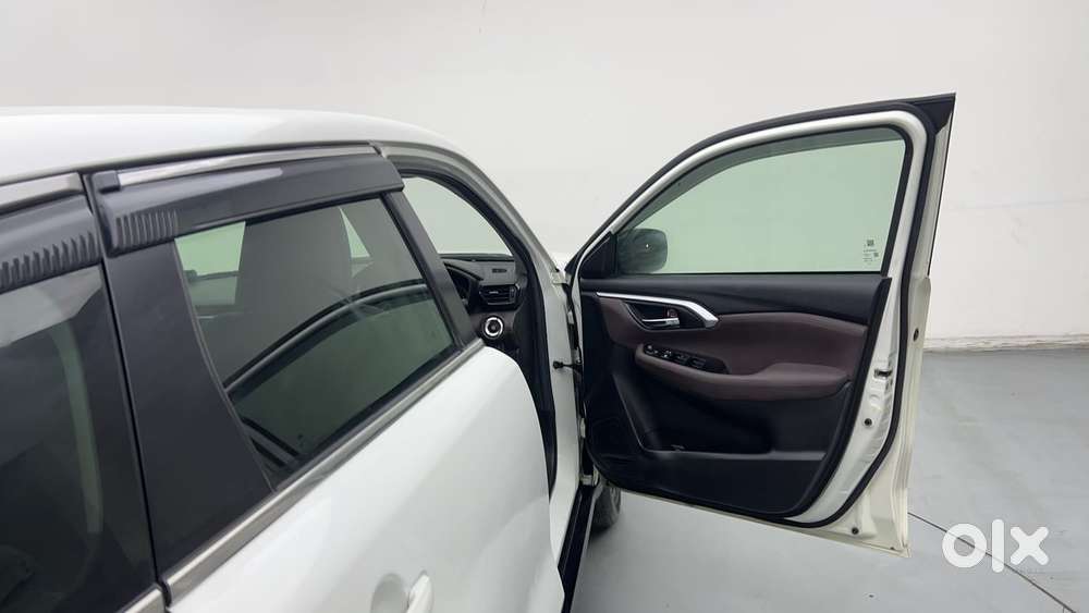 Maruti Suzuki Grand Vitara 1.5 Zeta Smart Hybrid, 2023, Petrol