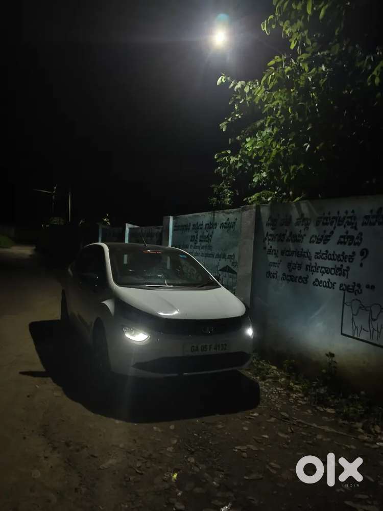 Altroz Iturbo Car