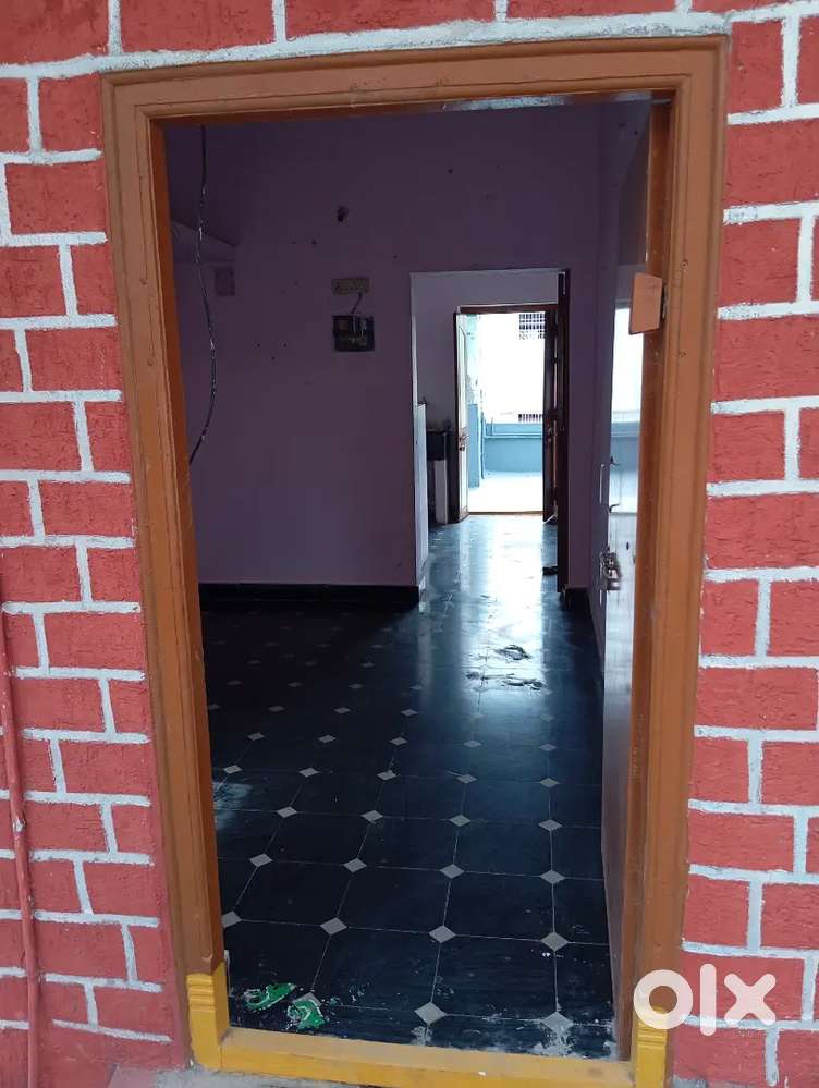 1 bed room house for rent