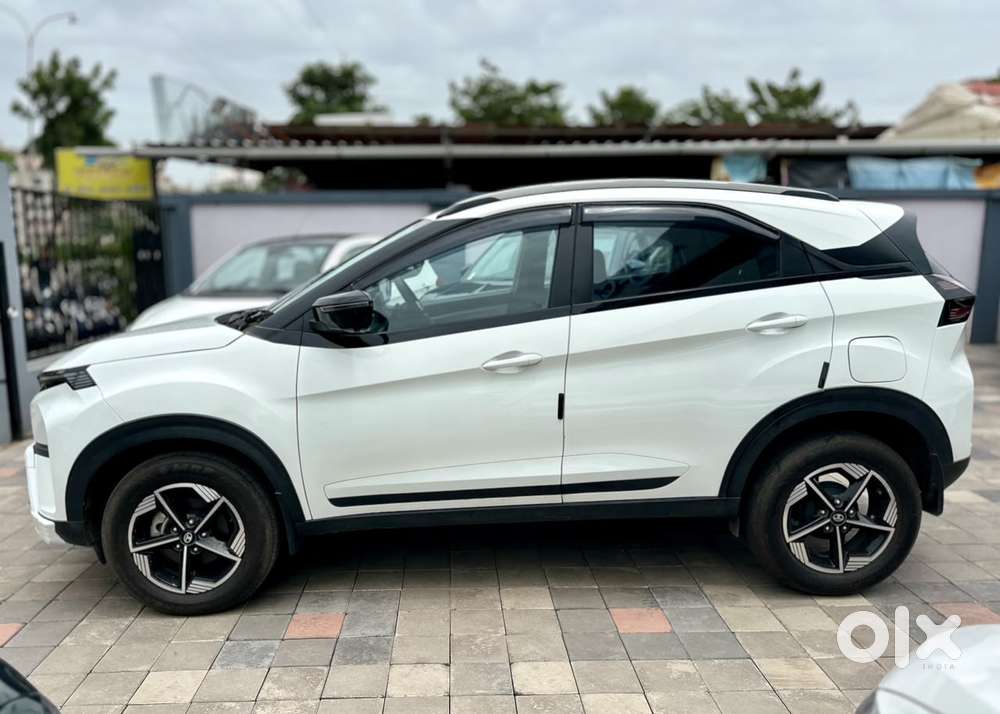 Tata Nexon Creative Plus 1.2 Revotron Petrol 6 Amt, 2025, Petrol