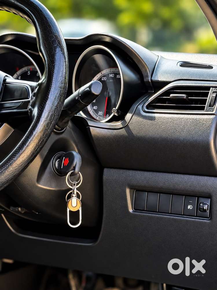 Maruti Suzuki New-gen Swift Vxi, 2020, Petrol