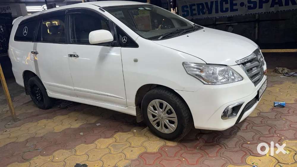 Toyota Innova 2013 Diesel 155000 Km Driven