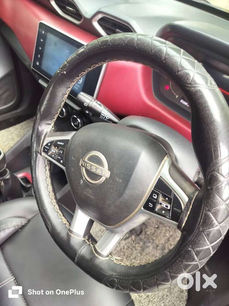 Nissan Magnite 1.0 Xv Premium, 2023, Petrol