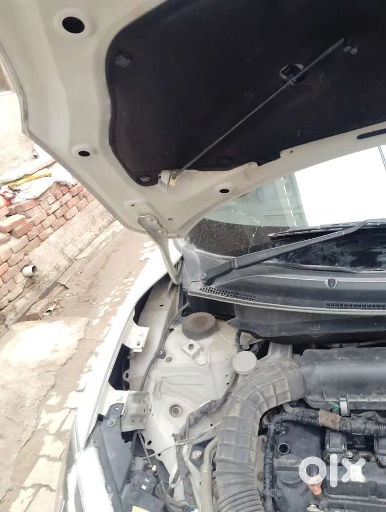 Maruti Suzuki Swift 2023 Petrol 68000 Km Driven