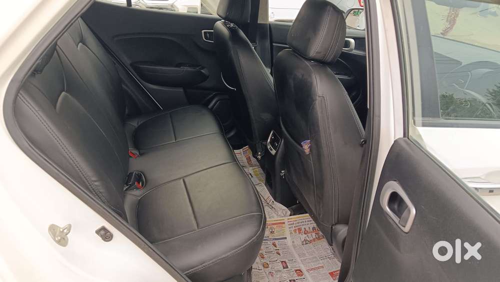 Hyundai Venue 1.0 Sx (o) Turbo Dct, 2019, Petrol