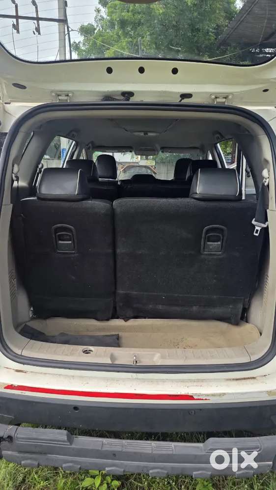 Mahindra Marazzo Diesel 2019