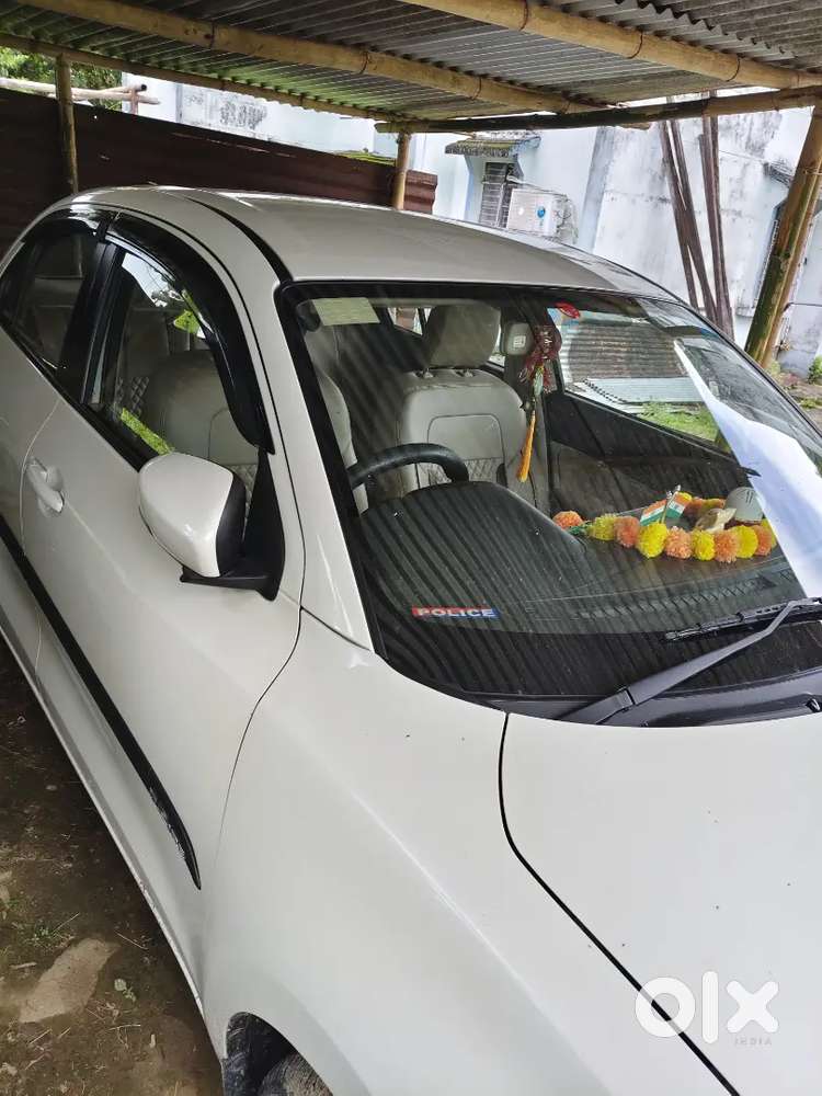 Very Good Condition Dzire White