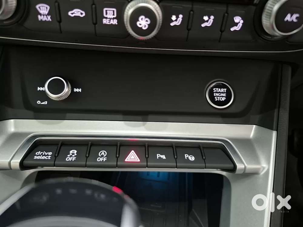 Audi Q3 40 Tfsi Technology, 2025, Petrol