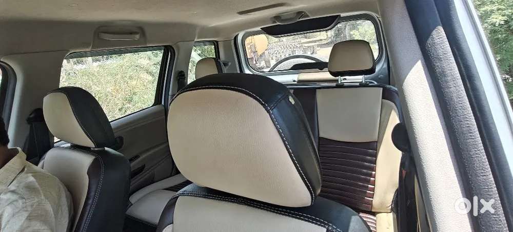 Mahindra Tuv 300 2018