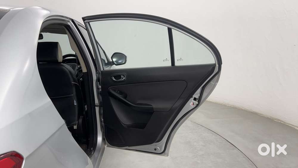 Tata Zest  Revotron 1.2 Xt, 2016, Petrol