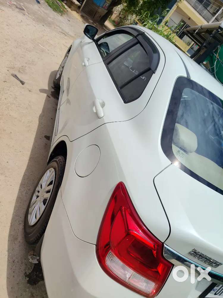 Maruti Swift Dzire 2017 Diesel, 43.5k Km 1st Owner  Excellent Conditio