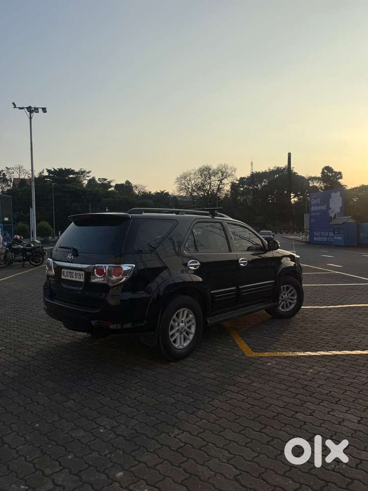 Toyota Fortuner Diesel 175000 Km Driven