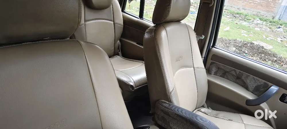 Mahindra Scorpio 2013 मैन्युफैक्चरर 2017 रजिस्ट्रेशन