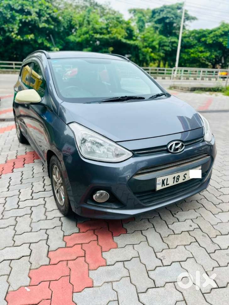 Hyundai Grand I10 Asta Option, 2016, Petrol