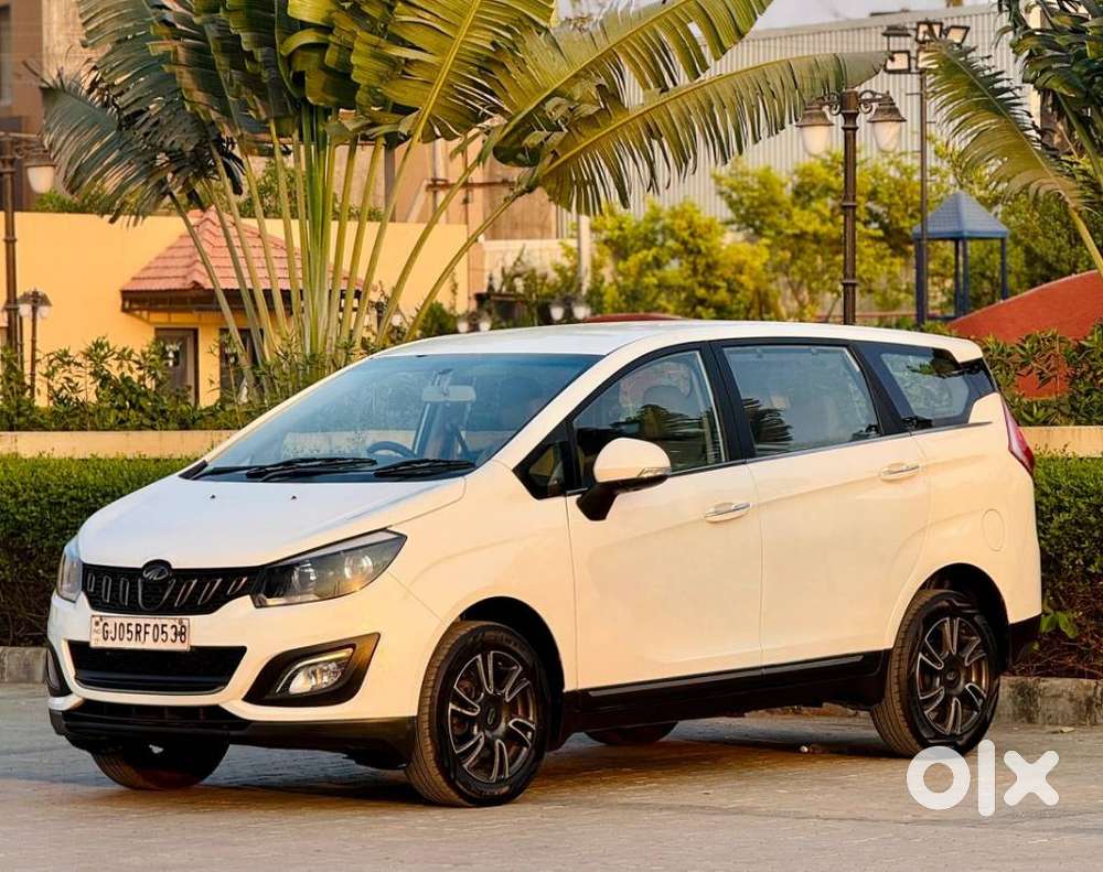 Mahindra Marazzo M8, 2018, Diesel