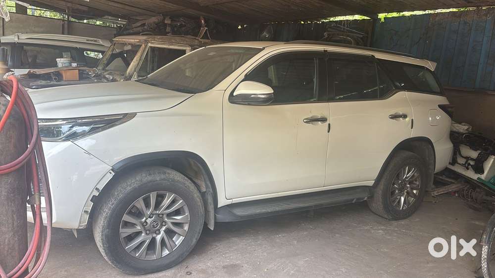 Toyota Fortuner 4x2 Mt 2.8 Diesel, 2021, Diesel