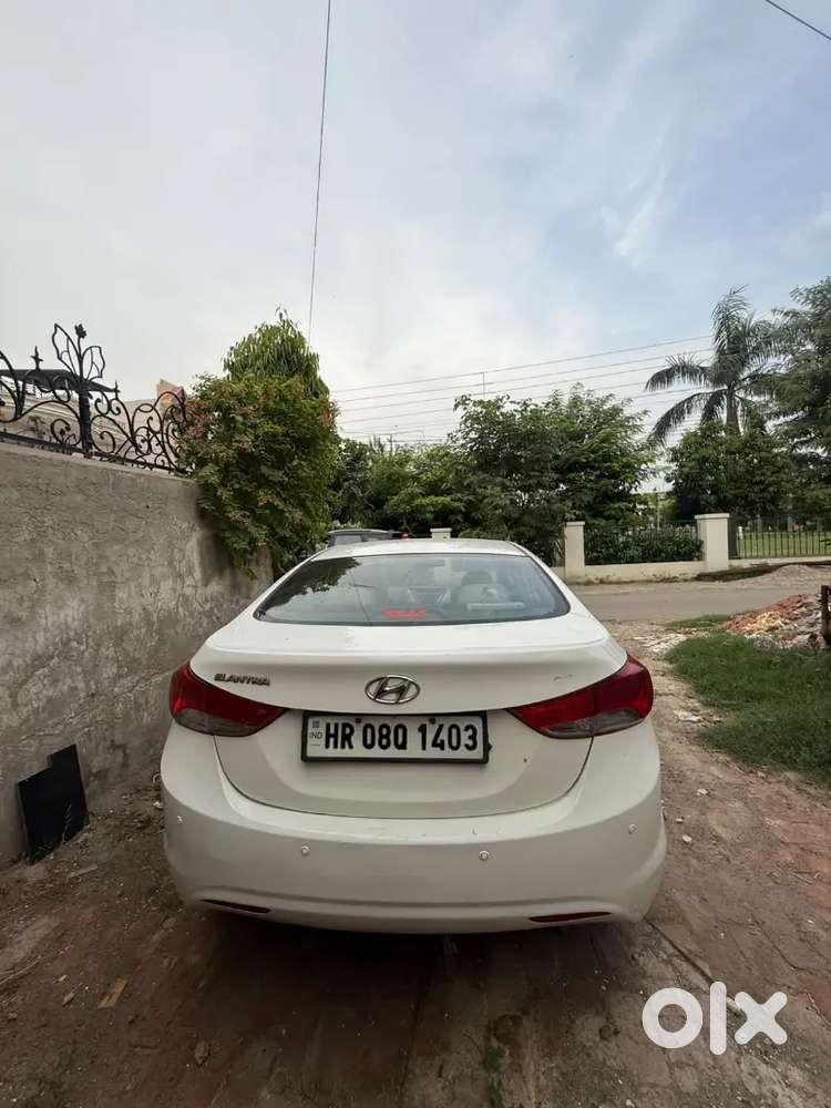 Hyundai Elantra Crdi 2013