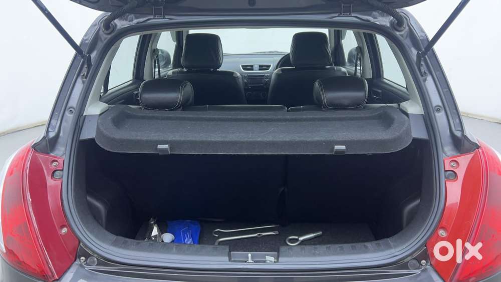 Maruti Suzuki Swift Vxi Optional, 2017, Petrol