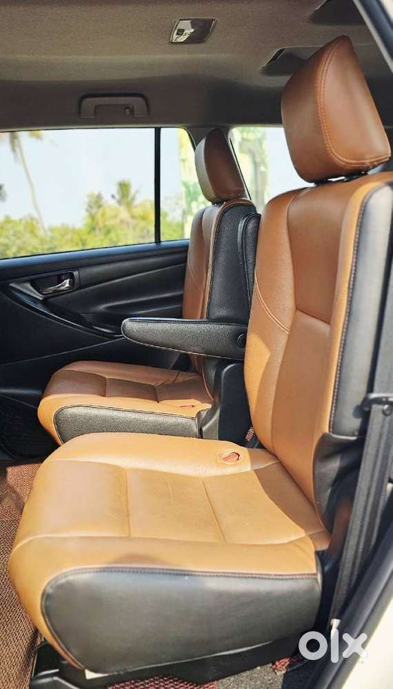 Toyota Innova Crysta