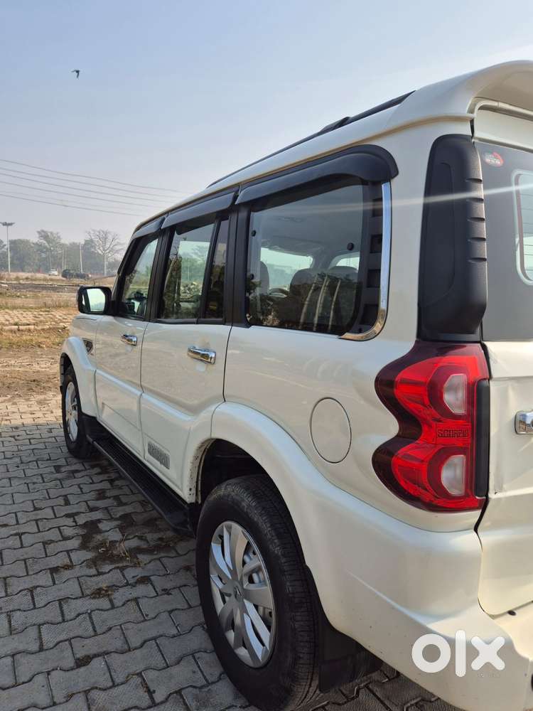 Mahindra Scorpio Classic 2.2 S 11 Mt 7 Str, 2020, Diesel