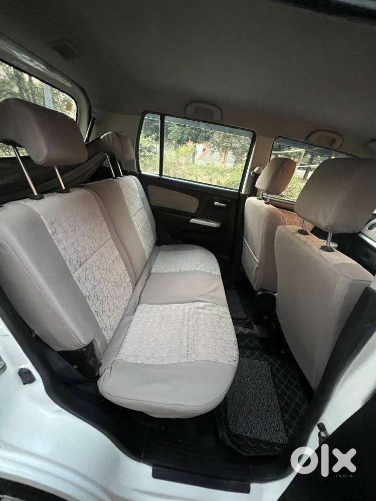 Maruti Suzuki Wagon R Amt Vxi Plus, 2016, Cng & Hybrids