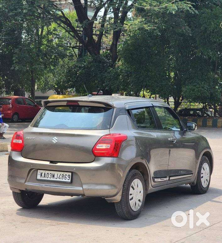 Maruti Suzuki Swift Vxi + Manual, 2021, Petrol