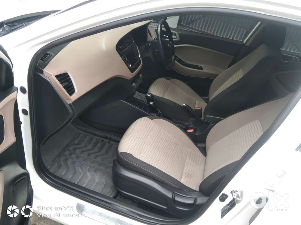 Hyundai I20 Asta Option, 2019, Petrol
