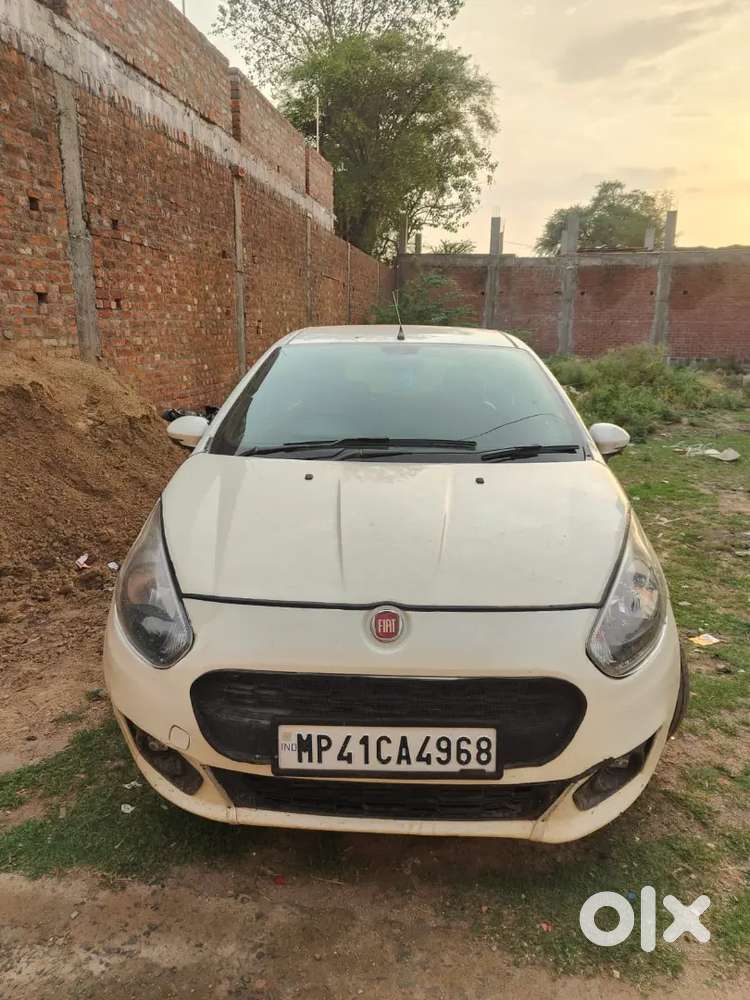 Gadi Cash Me Dena Hai Or 170000 Se Neeche Nhi