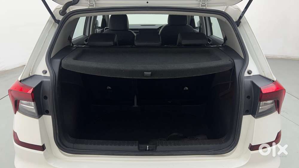 Skoda Kushaq 1.5 Tsi Style, 2022, Petrol